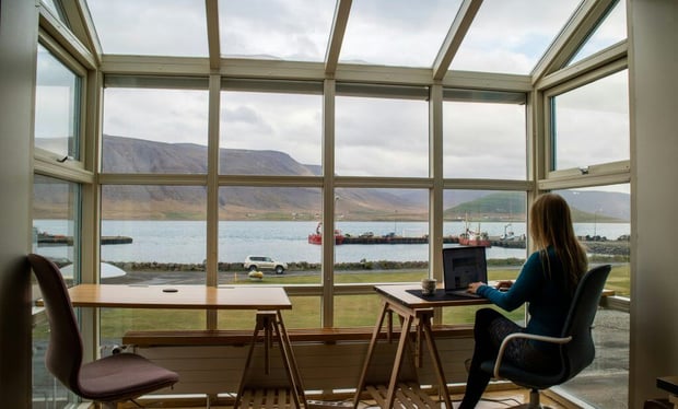 a remote working environment showcasing the flexibility of remote work