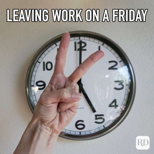 friday meme about leaving right at 5