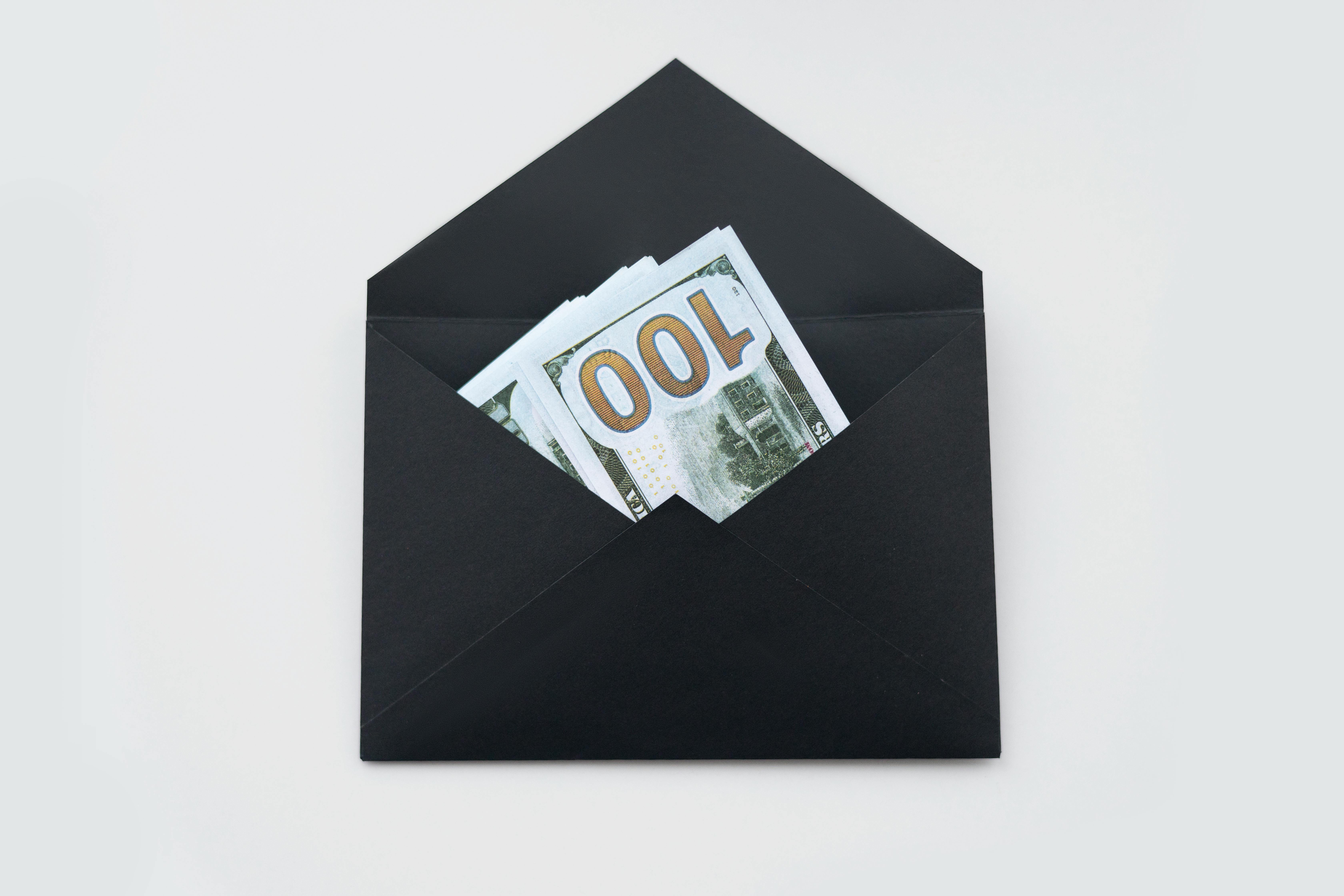 retention bonus, retention bonus payment, employee retention bonus, staff retention bonus