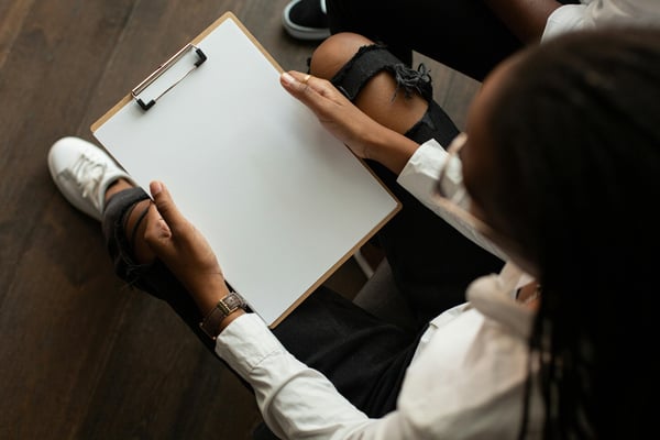 survey incentives ideas, incentives for survey participation, survey incentives examples, survey incentives best practices, qualtrics survey incentives